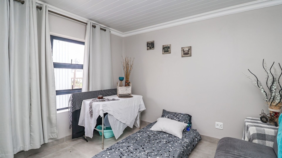 3 Bedroom Property for Sale in Dana Bay Western Cape